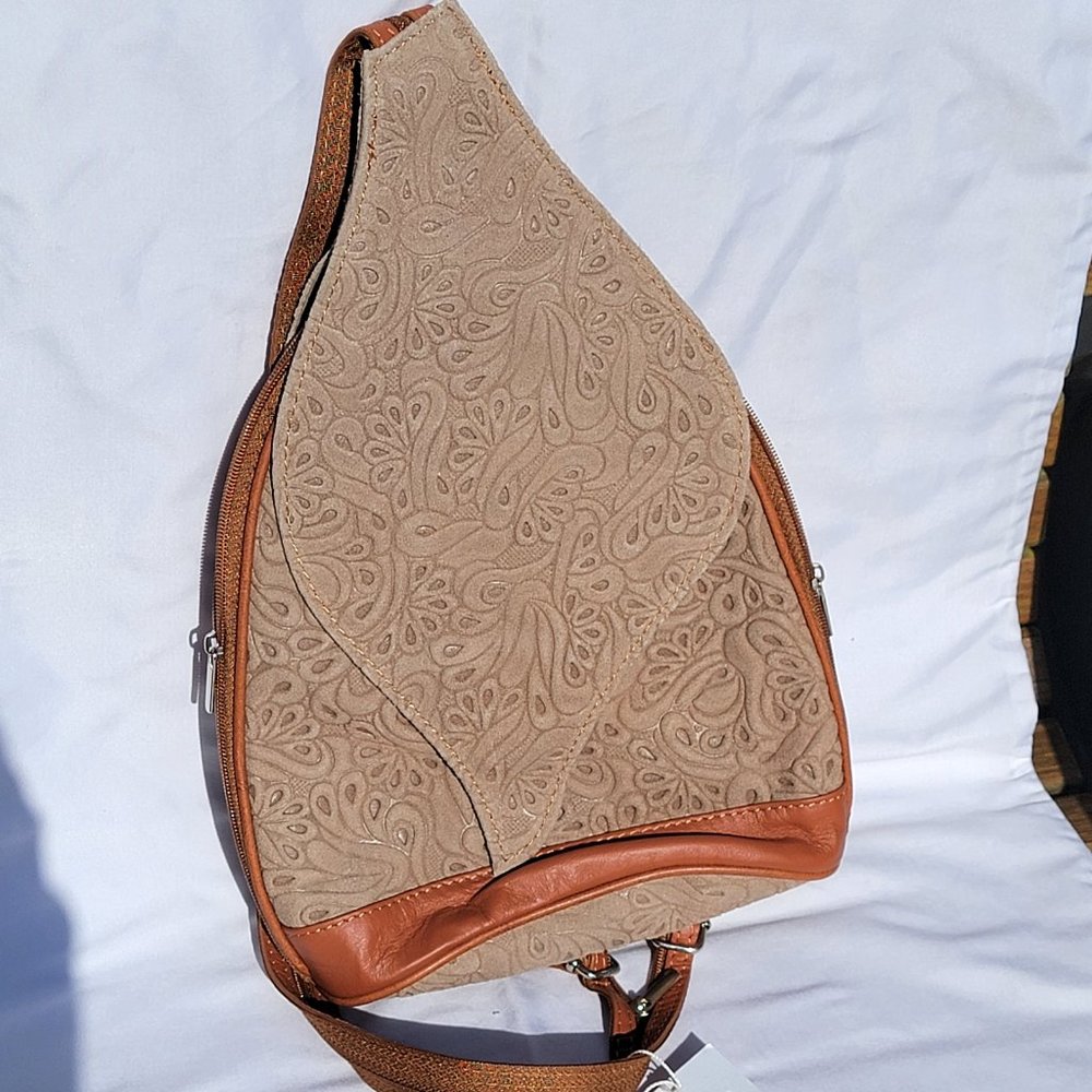 🌟🌟Italian-Made Sling Backpack in Genuine Leather 🌟🌟